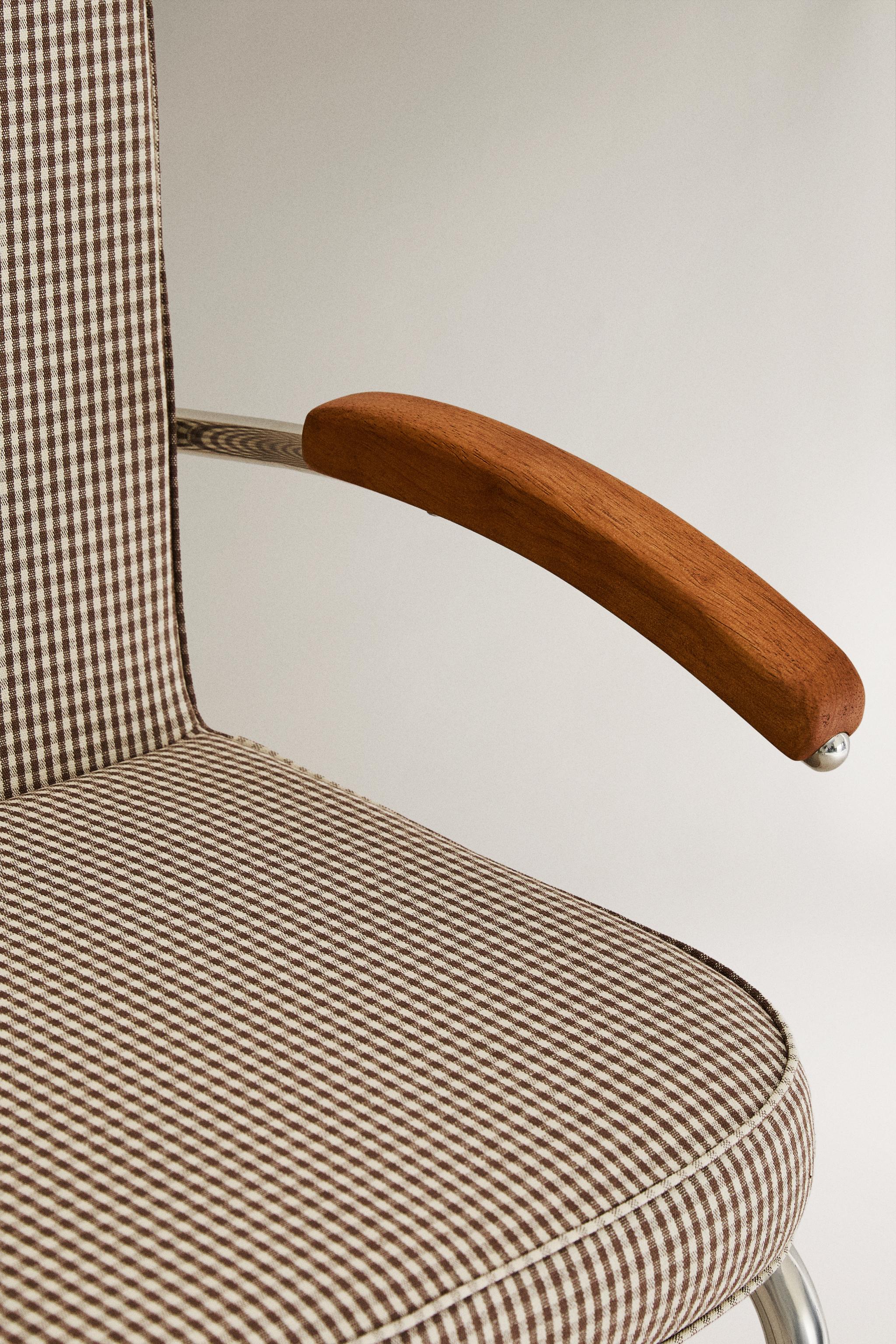 VINTAGE CHROME KIDS CHAIR